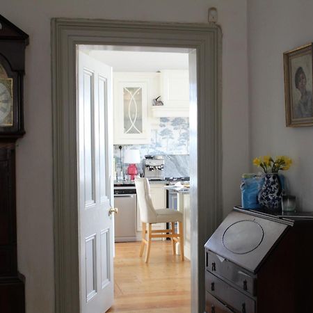 Lynwood House Bed & Breakfast โคฟ ภายนอก รูปภาพ