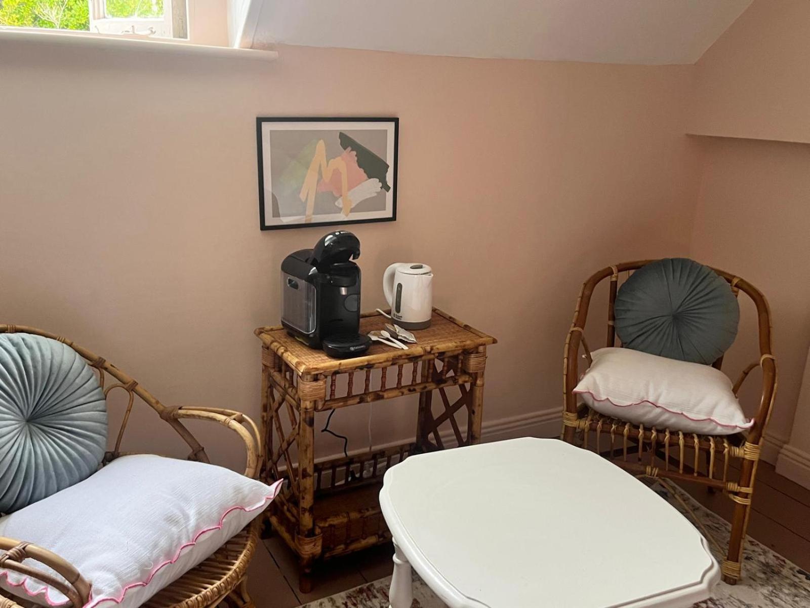 Lynwood House Bed & Breakfast โคฟ ภายนอก รูปภาพ